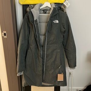 THE NORTH FACE Women’s Jump Down Parka(100%new)